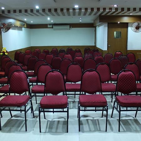 Hotel Chennai Gate Экстерьер фото